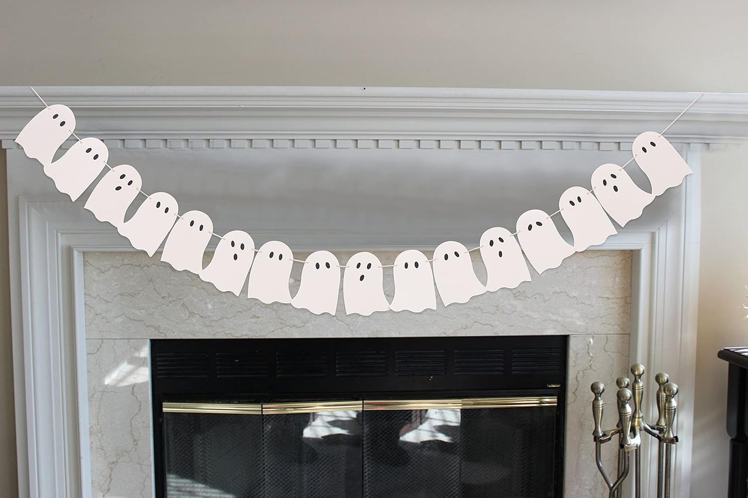 Halloween Ghost Garland 16 pcs Decor