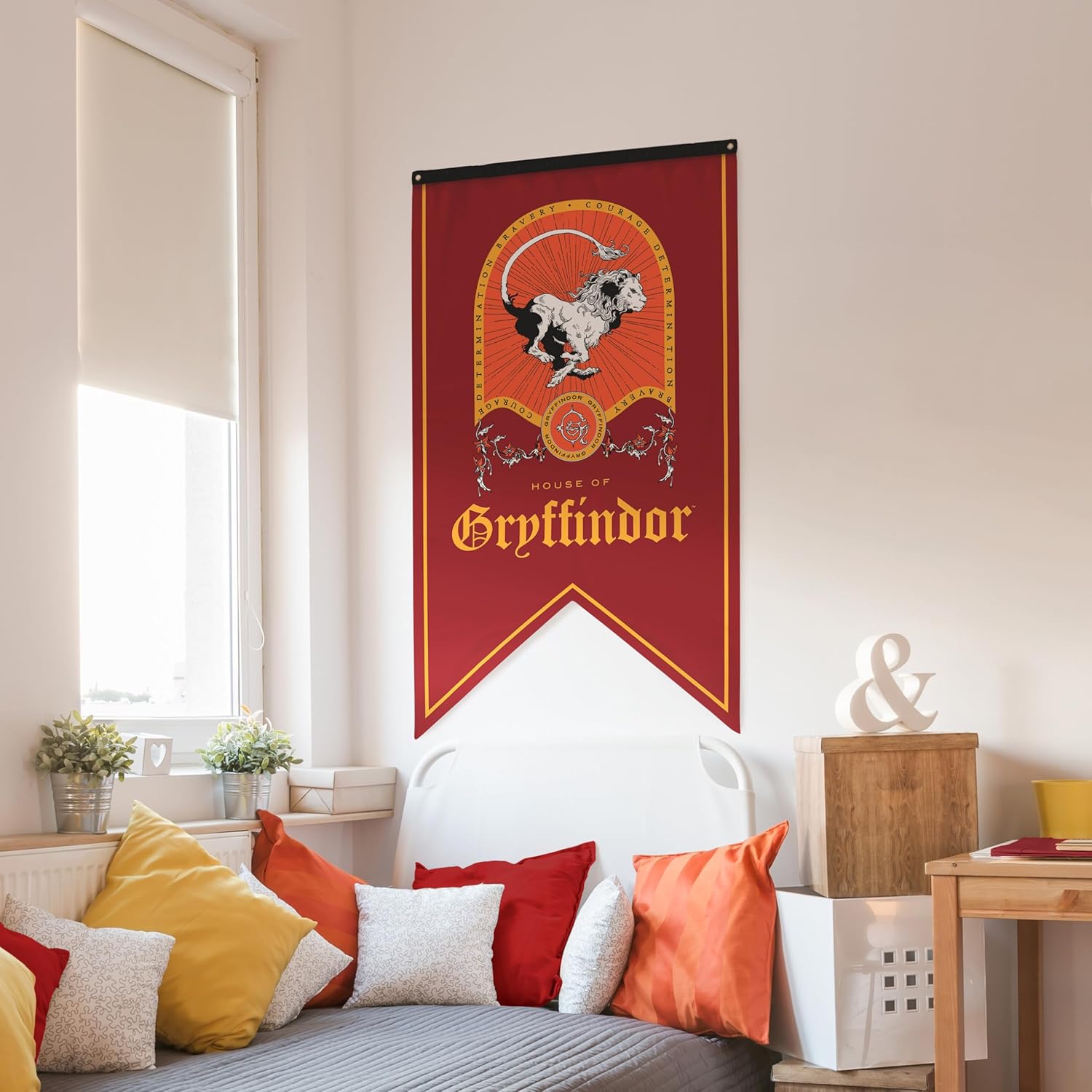 Conquest Gryffindor Crest Banner 30 x 50