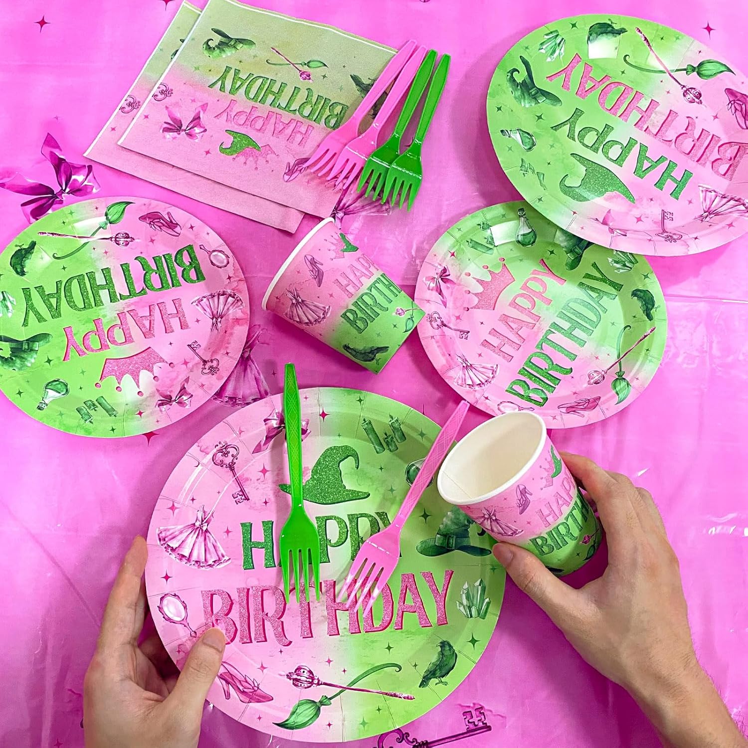 24 Piece Pink Green Witch Party Tableware Set