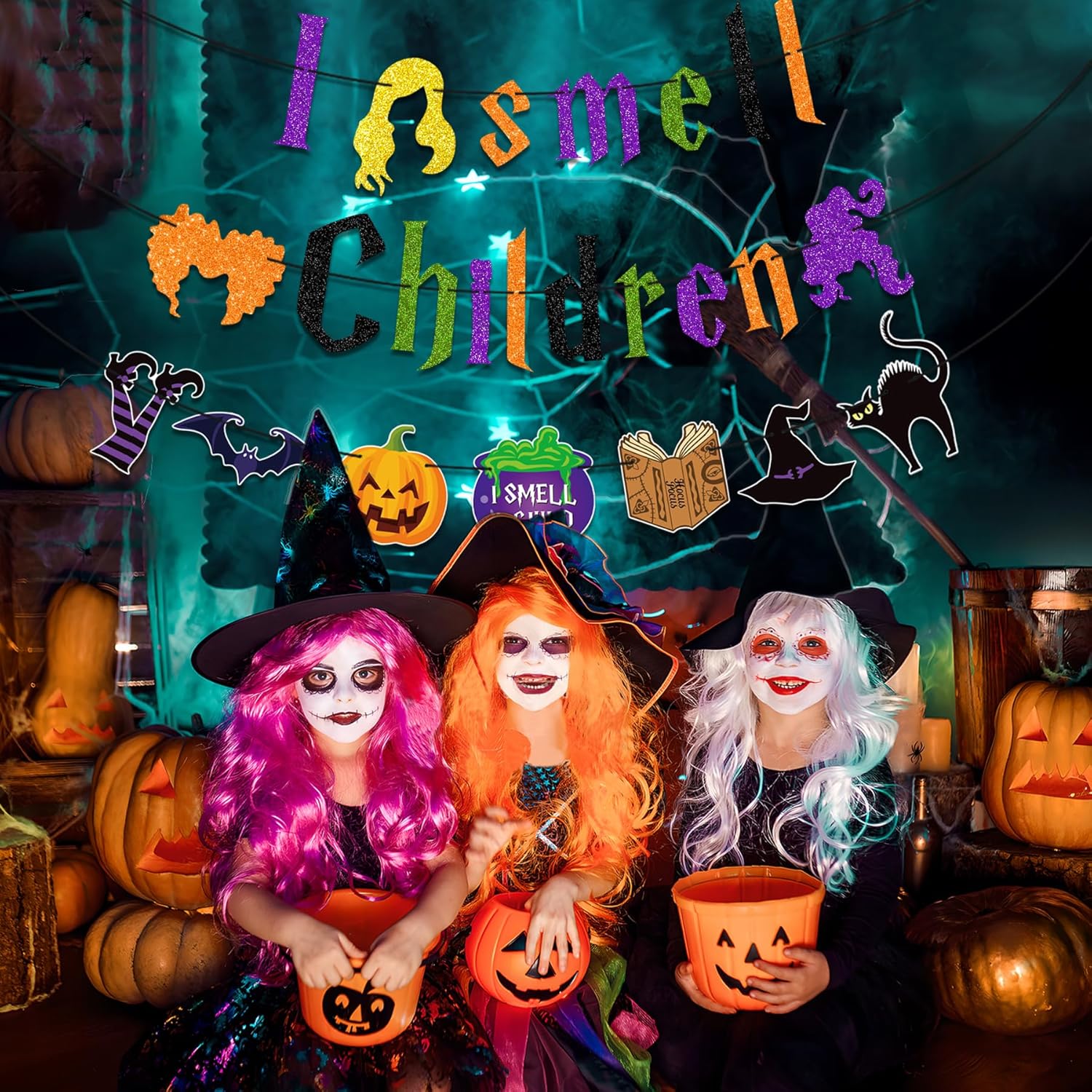 Pre-Strung I Smell Children Halloween Banner with Witches Hair