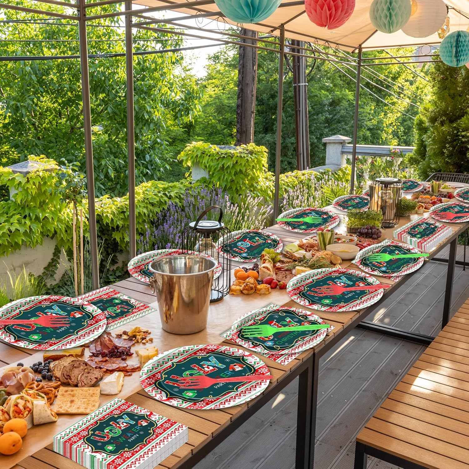 Christmas Ugly Sweater Party Tableware for 24 Guests